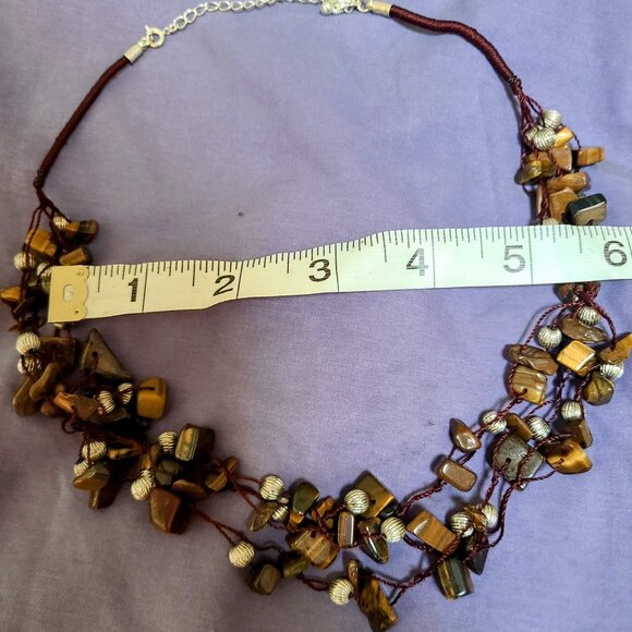 Cat's-eye Gemstone Chunky Beaded Necklace: Dress in Animal Fashions - Picture 1 of 7